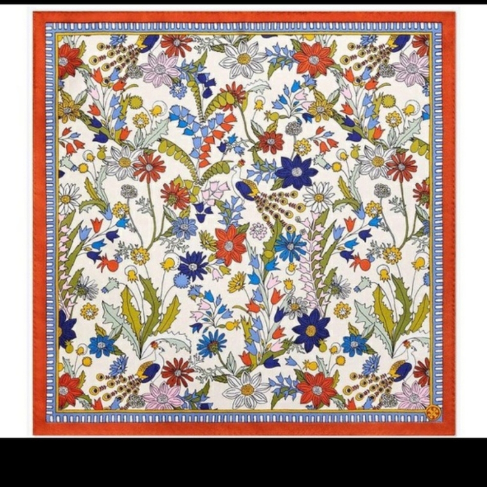 NWT Tory Burch MEADOW FOLLY SILK NECKERCHIEF
